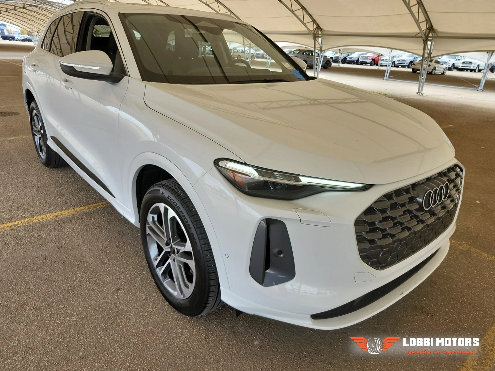Audi Q5, снимка 2 - Автомобили и джипове - 56436012