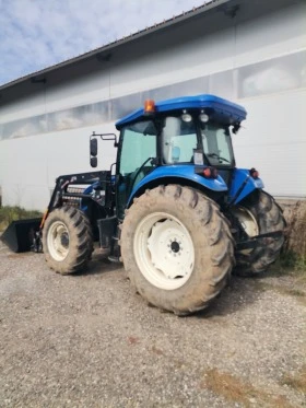 Трактор New Holland TD5.115 Utility, снимка 4