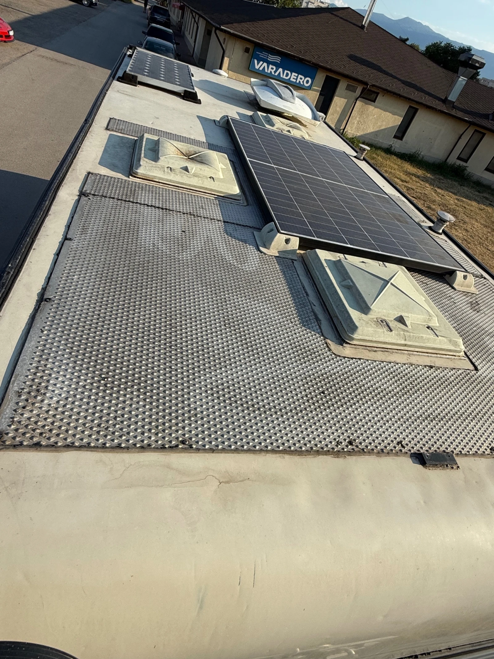 ������ Burstner Iveco 35-10 | Mobile.bg � ����������� 17