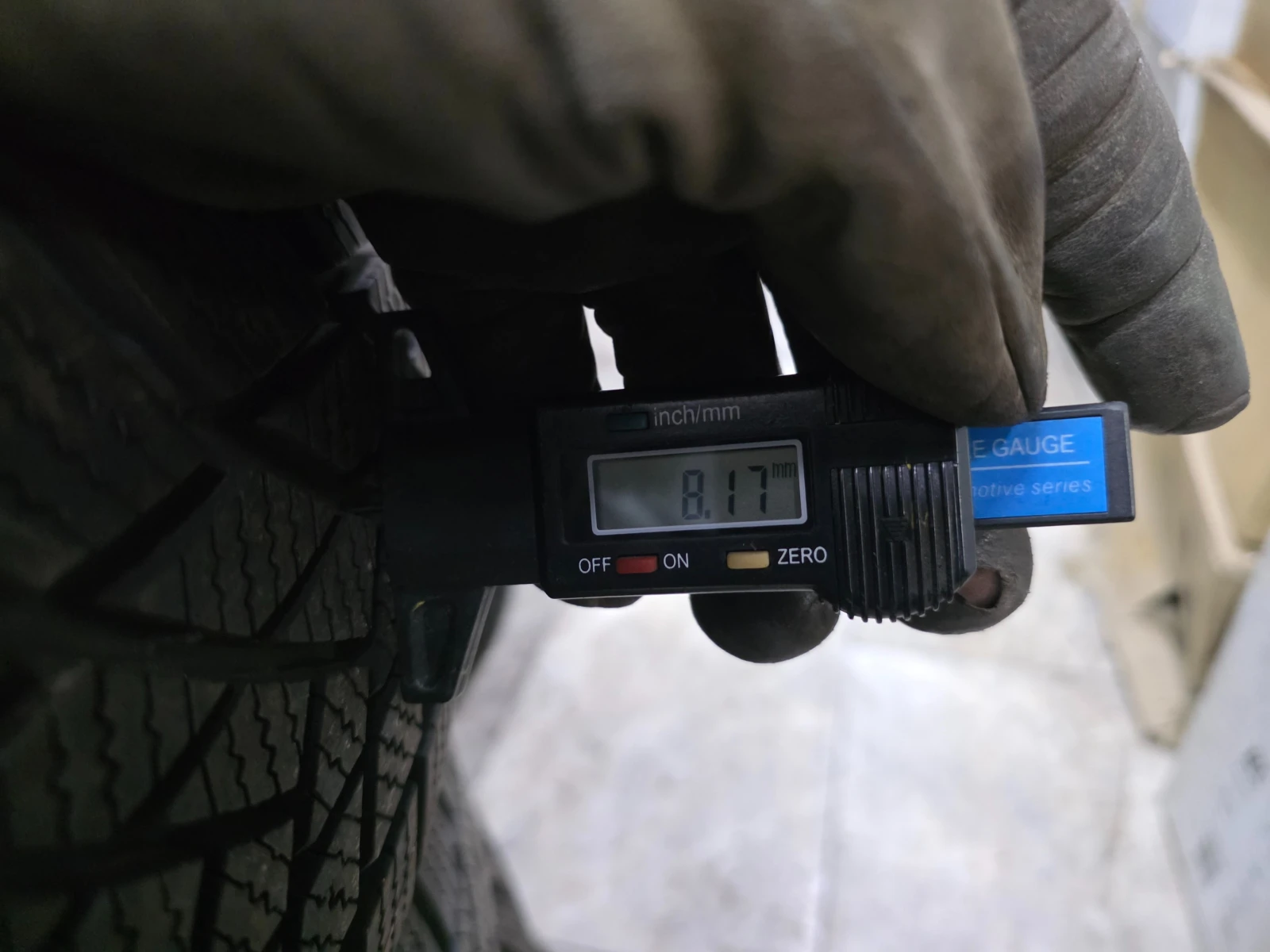 Гуми Зимни 175/65R15, снимка 7 - Гуми и джанти - 54986787