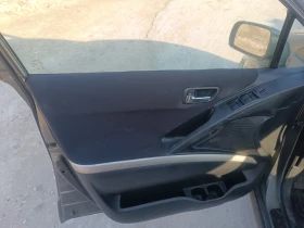 Toyota Corolla verso 2.0D4D, снимка 9