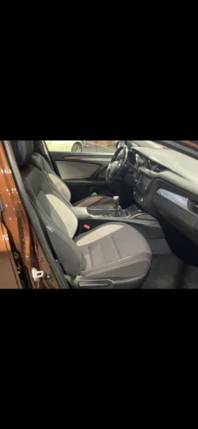 Toyota Avensis Business Edition, снимка 11