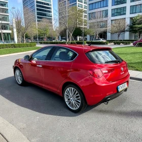 Alfa Romeo Giulietta * АВТОМАТИК * VELOCE * 2.0 JTD 175ps * КОЖА * NAVI, снимка 5