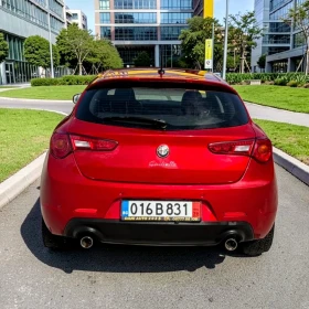 Alfa Romeo Giulietta * АВТОМАТИК * VELOCE * 2.0 JTD 175ps * КОЖА * NAVI, снимка 6