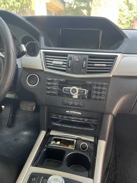Mercedes-Benz E 250 4 Matic, снимка 15