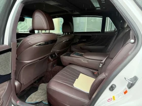 Lexus LS 500 L  CARFAX, снимка 12