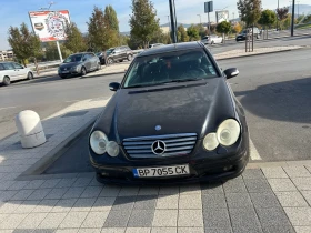 Mercedes-Benz 200, снимка 4