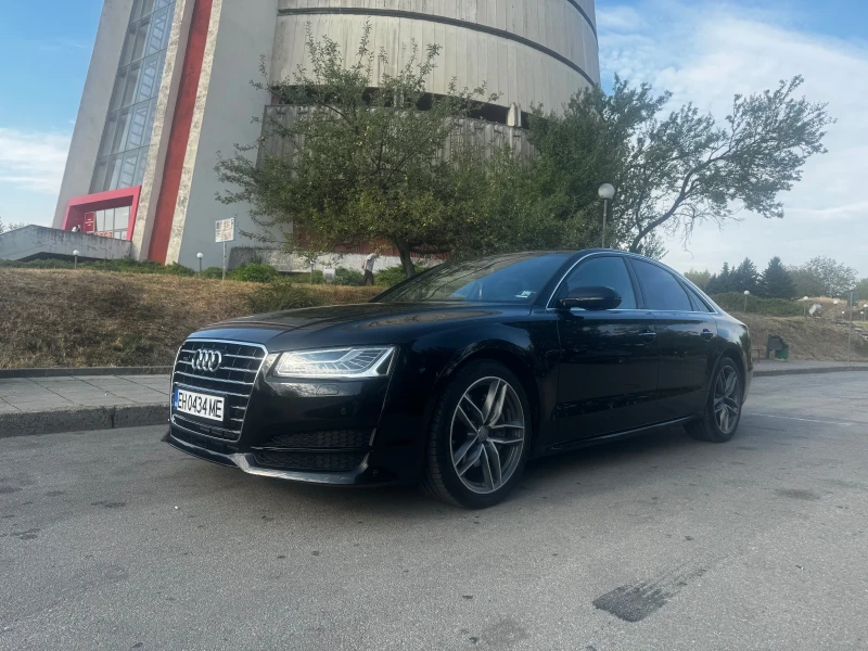 Audi A8, снимка 2 - Автомобили и джипове - 48131919