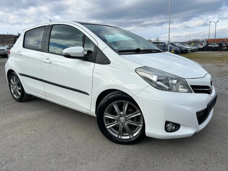 Toyota Yaris 1.4D-4D/Panorama, снимка 2 - Автомобили и джипове - 48530894