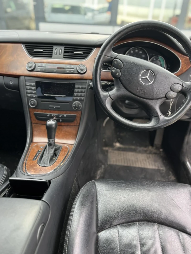 Mercedes-Benz CLS 320, снимка 9 - Автомобили и джипове - 48732054