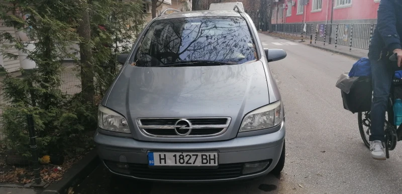 Opel Zafira, снимка 2 - Автомобили и джипове - 48909539