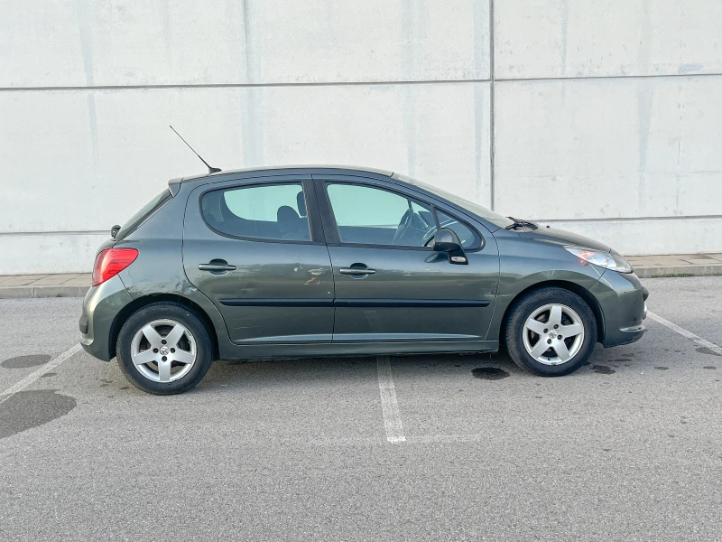 Peugeot 207 1.4 i GAZ* * , снимка 2 - Автомобили и джипове - 49442084