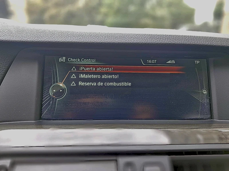 BMW 528 * HEAD UP DISPLAY* N20B20A, снимка 10 - Автомобили и джипове - 52028531