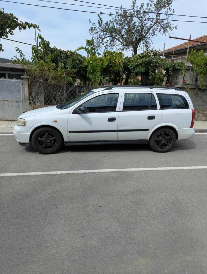 Opel Astra, снимка 4 - Автомобили и джипове - 52908172