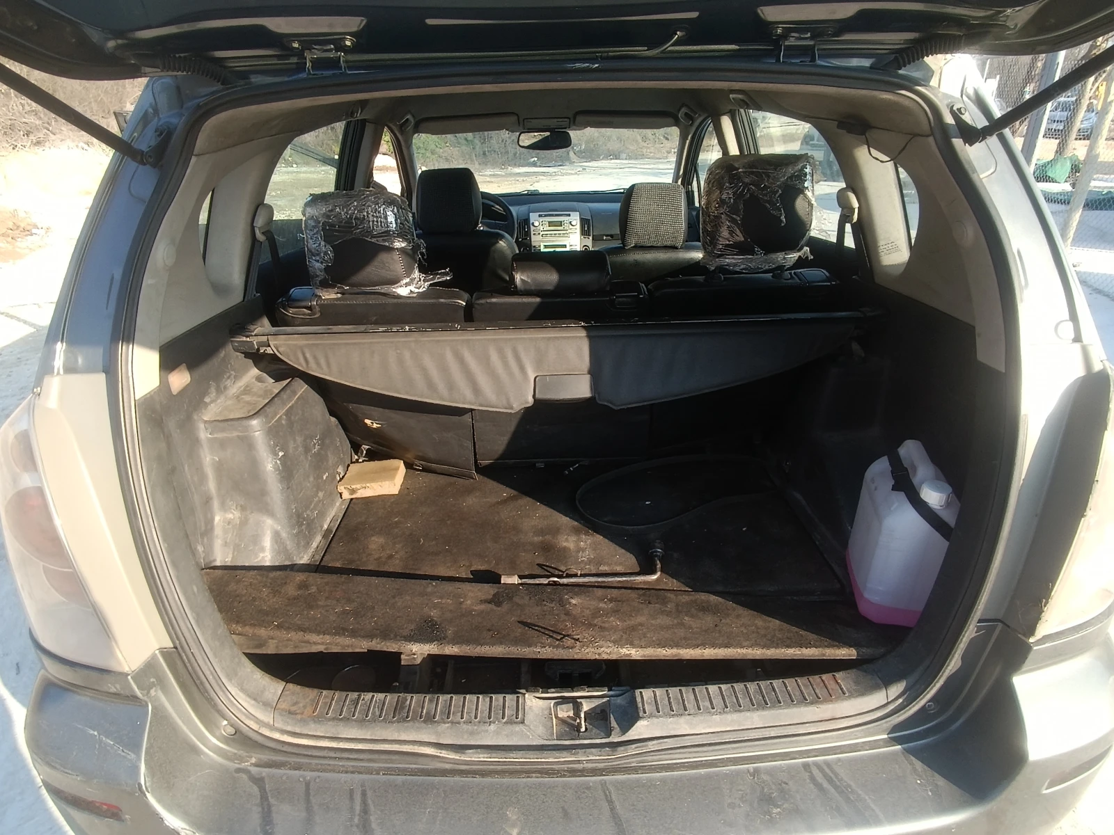 Toyota Corolla verso 2.0D4D | Mobile.bg — изображение 13