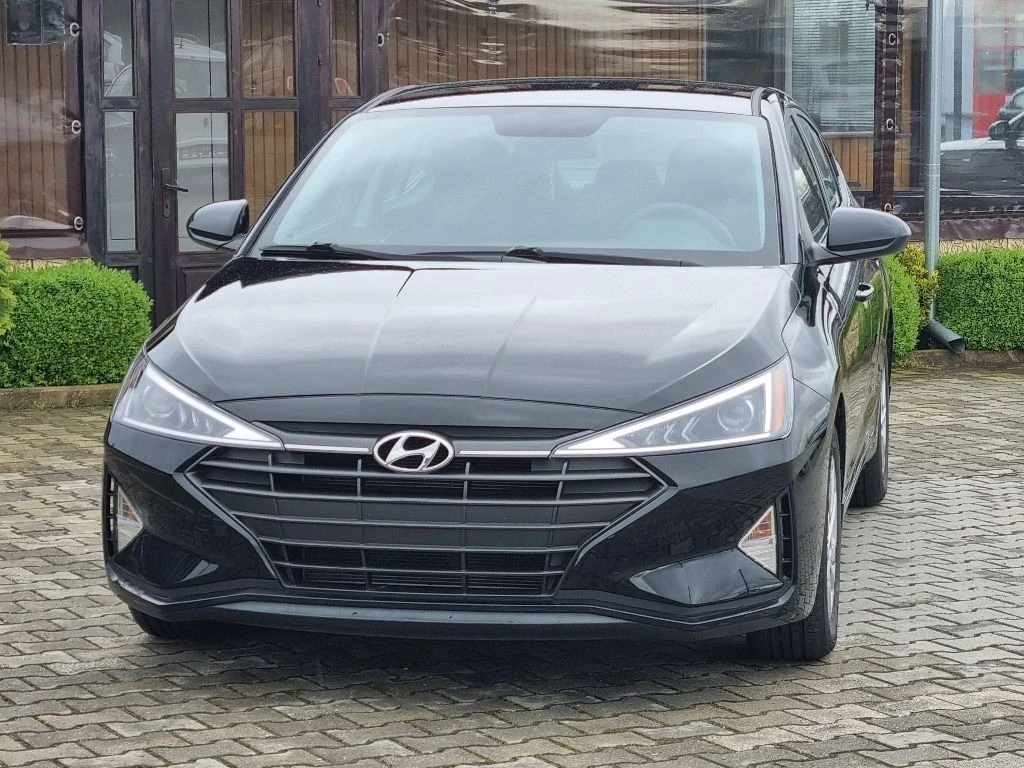 Hyundai Elantra 2.0 бензин 150к.с. - изображение 3