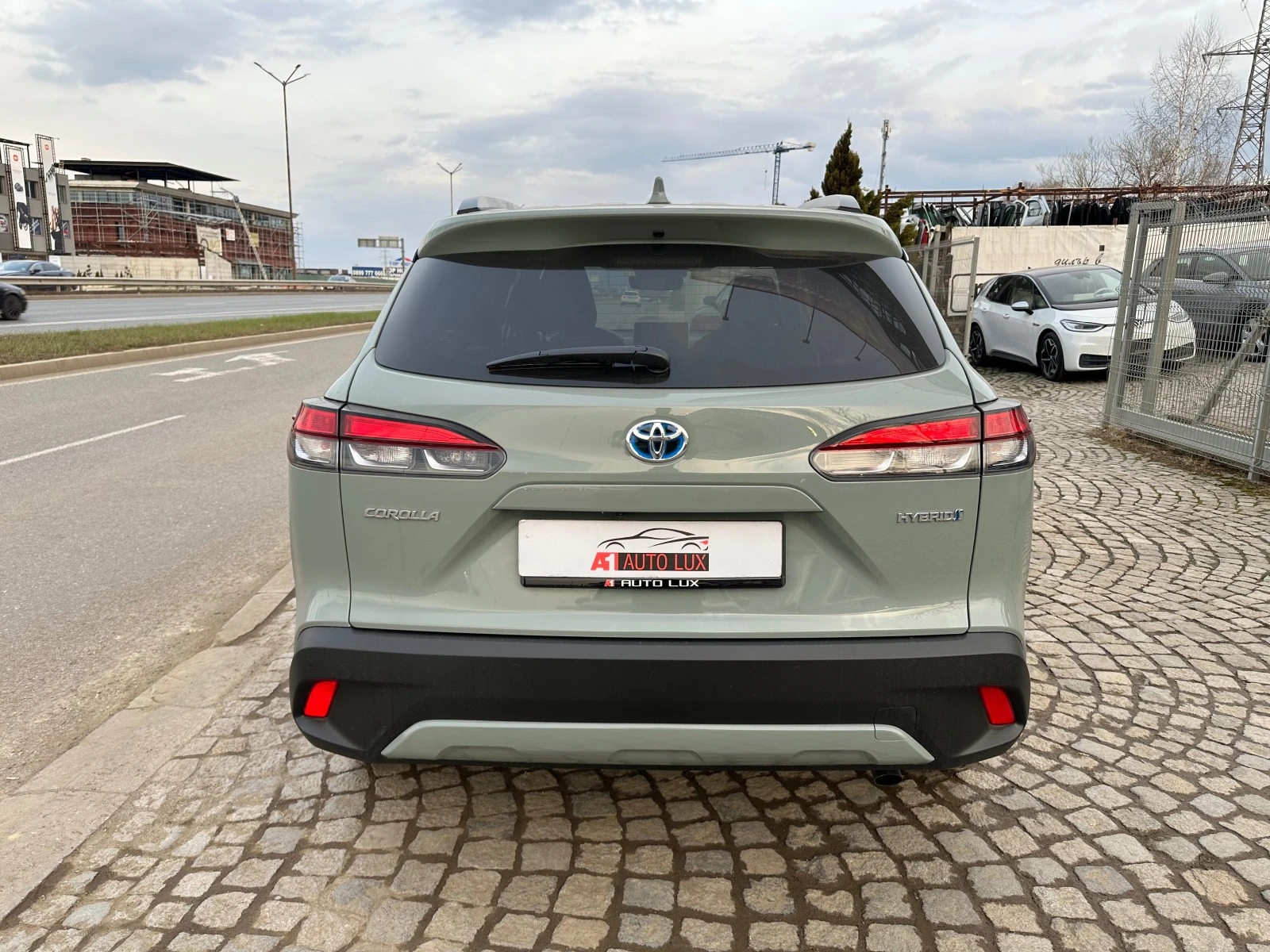 Toyota Corolla Cross Hybrid/2.0/VVT-I Team Deutschland - изображение 4