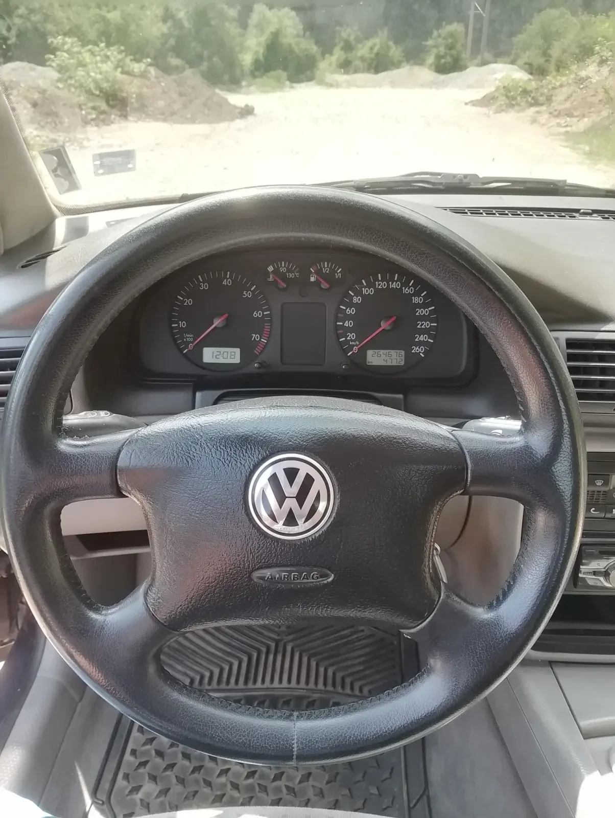 VW Passat  - изображение 9