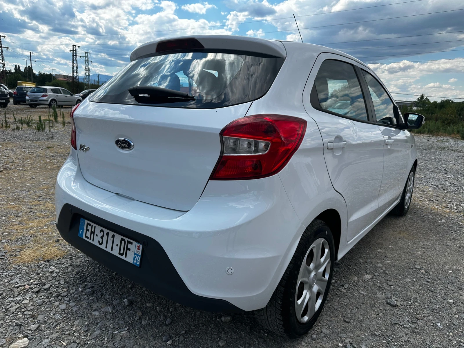 Ford Ka + 1.2 Ti  - изображение 5