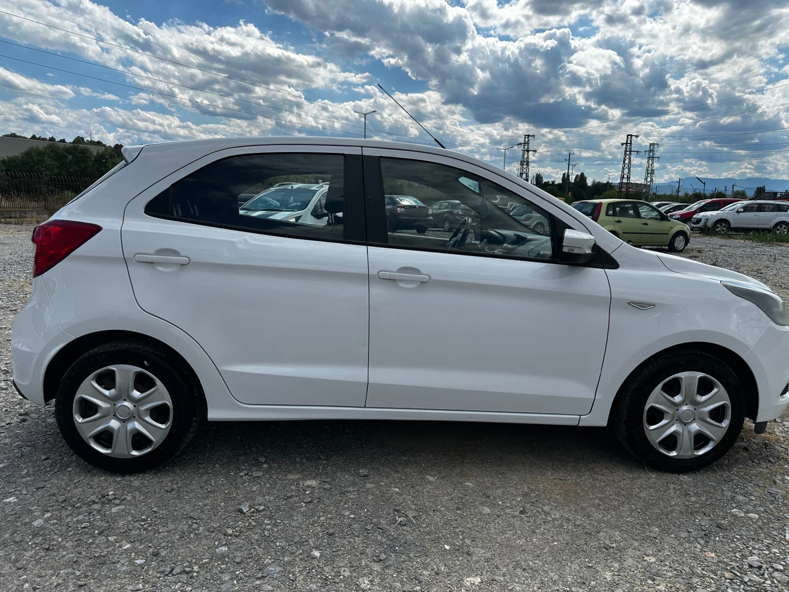 Ford Ka + 1.2 Ti  - изображение 4