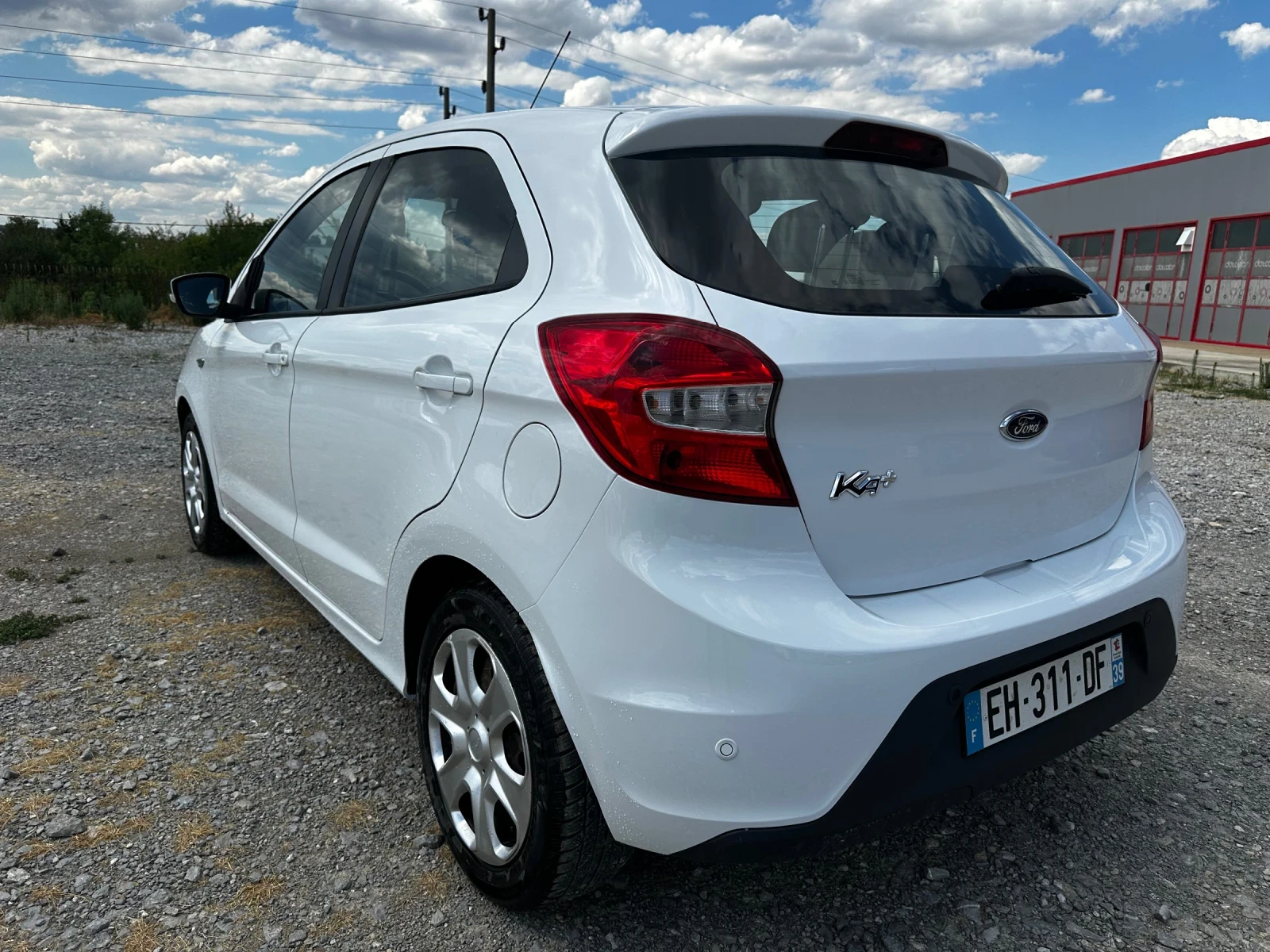 Ford Ka + 1.2 Ti  - изображение 7