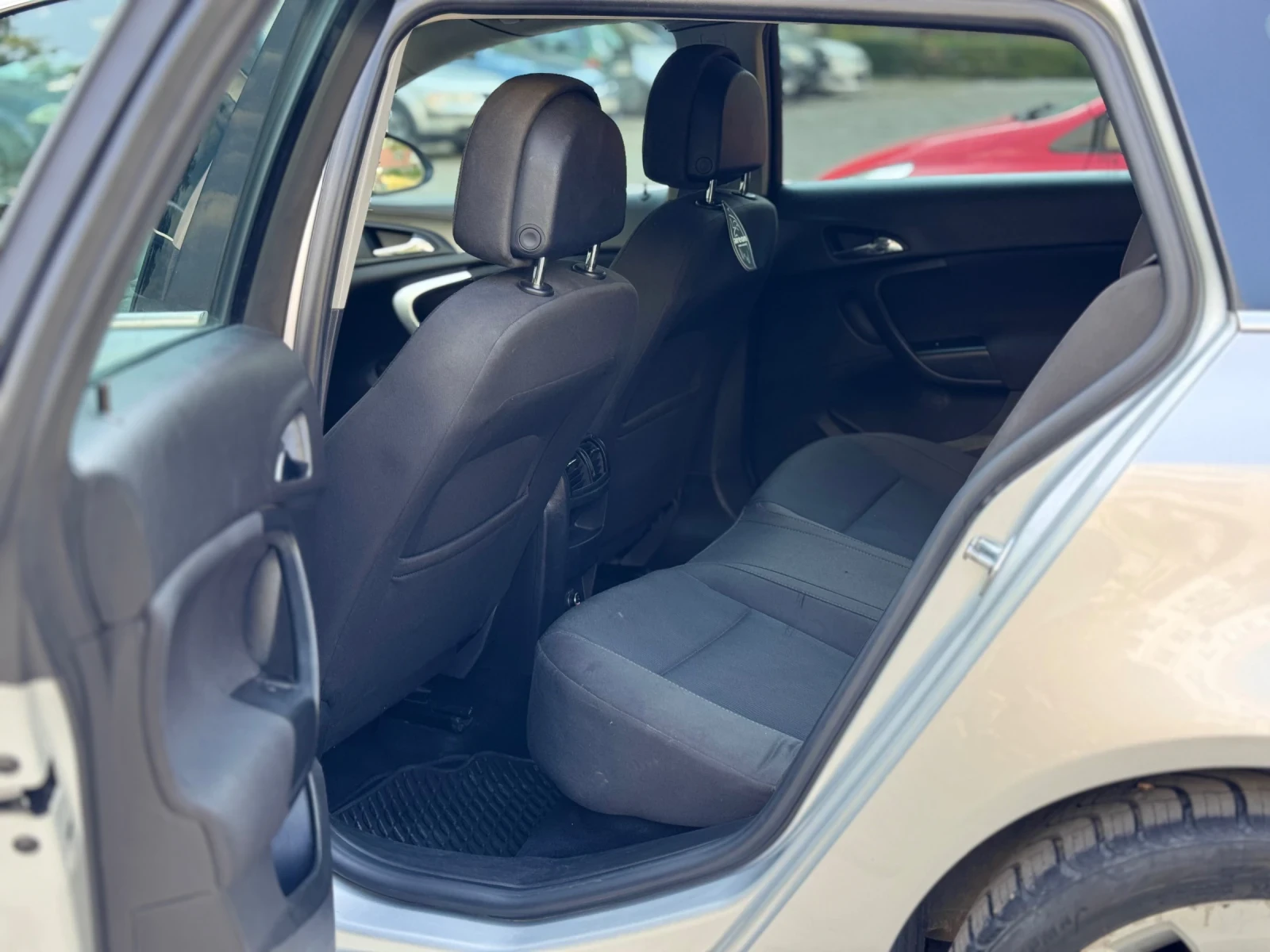 Opel Insignia  - изображение 8