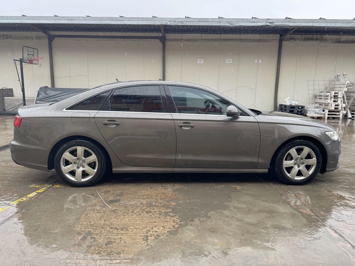 Audi A6 3.0  160kW, снимка 7 - Автомобили и джипове - 53530946
