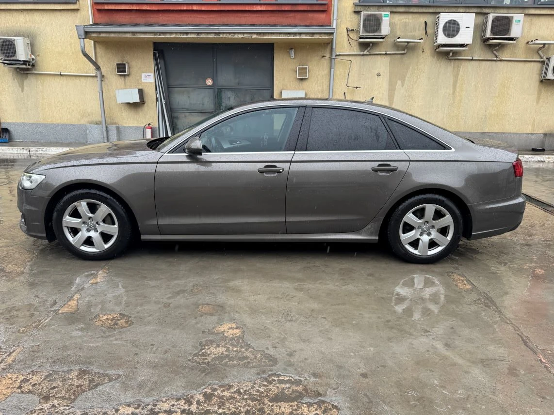 Audi A6 3.0  160kW, снимка 4 - Автомобили и джипове - 53530946