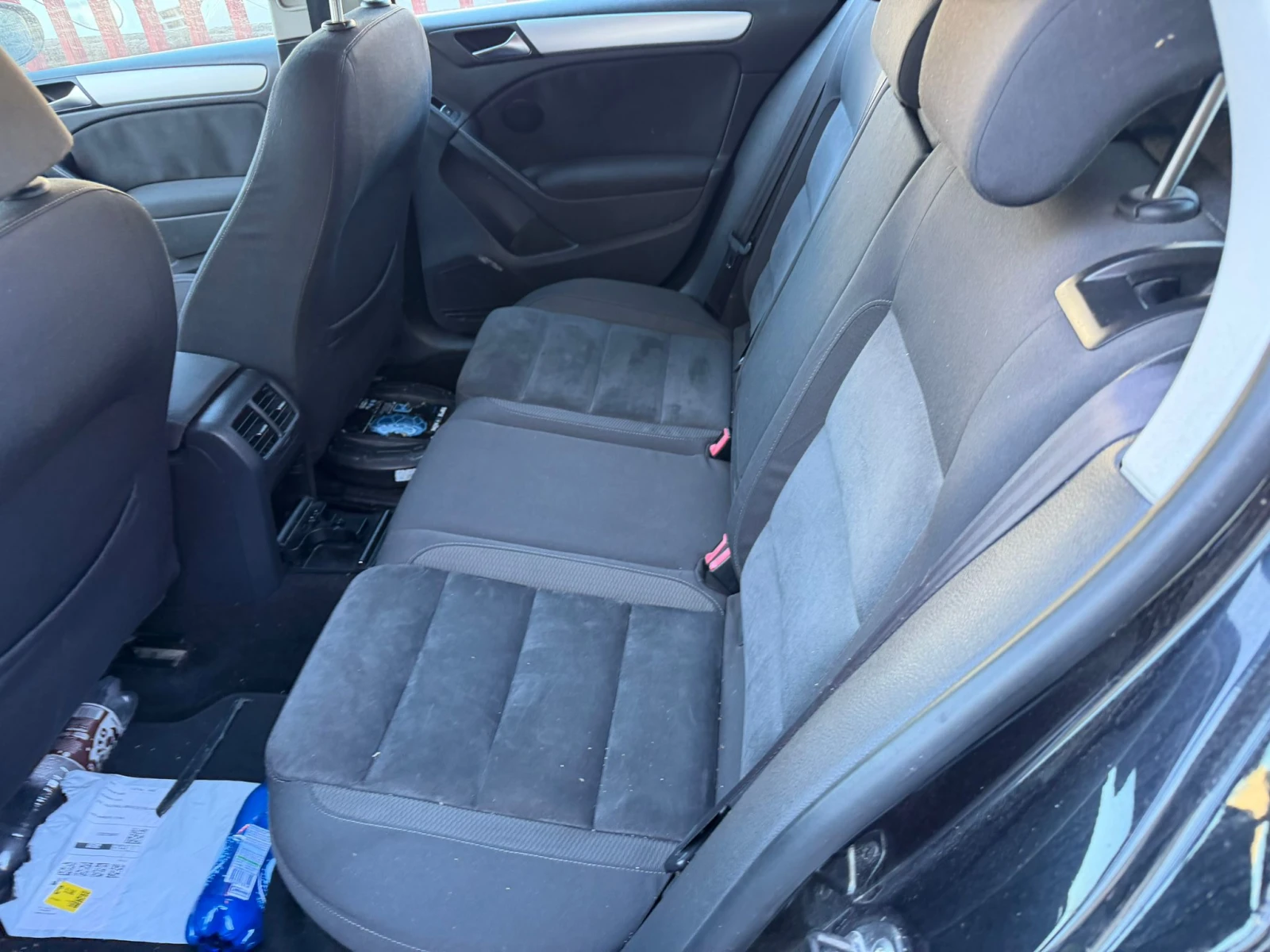 VW Golf 1.6TDI тип мотор CAY - изображение 8