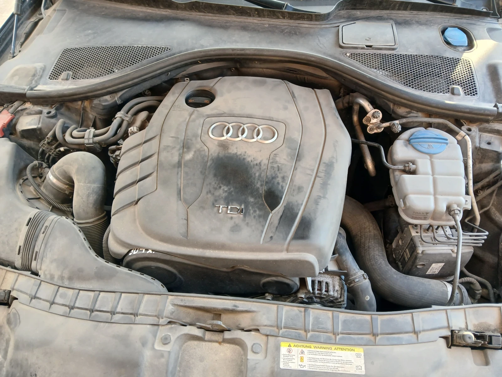 Audi A6 2.0 TDI, снимка 8 - Автомобили и джипове - 53821326