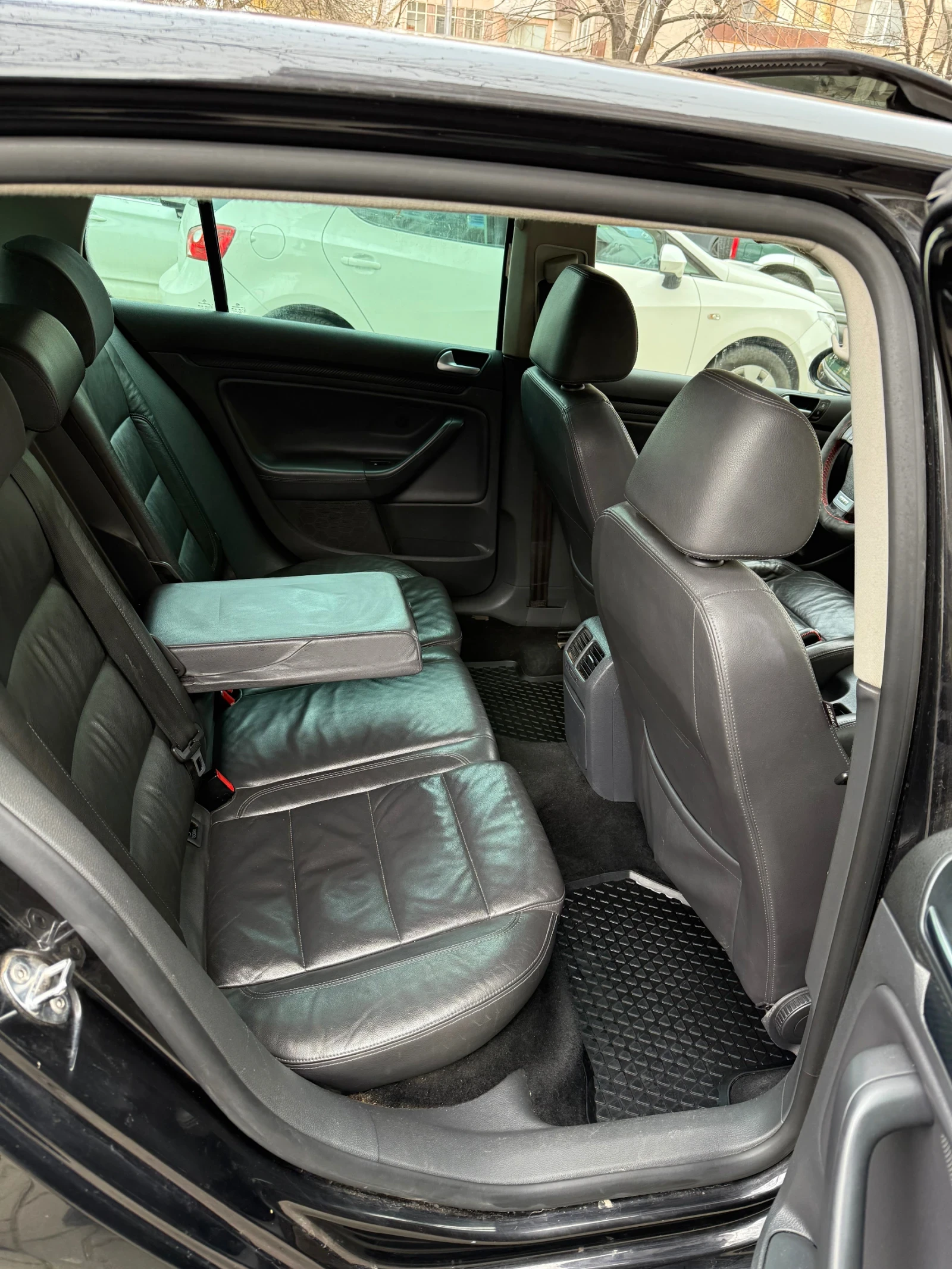 VW Golf, снимка 9 - Автомобили и джипове - 53914841