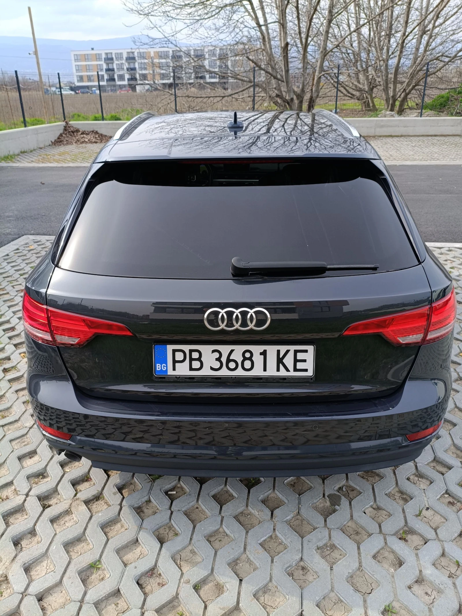 Audi A4 2.0tdi/Digital/ambilight, снимка 6 - Автомобили и джипове - 53922887