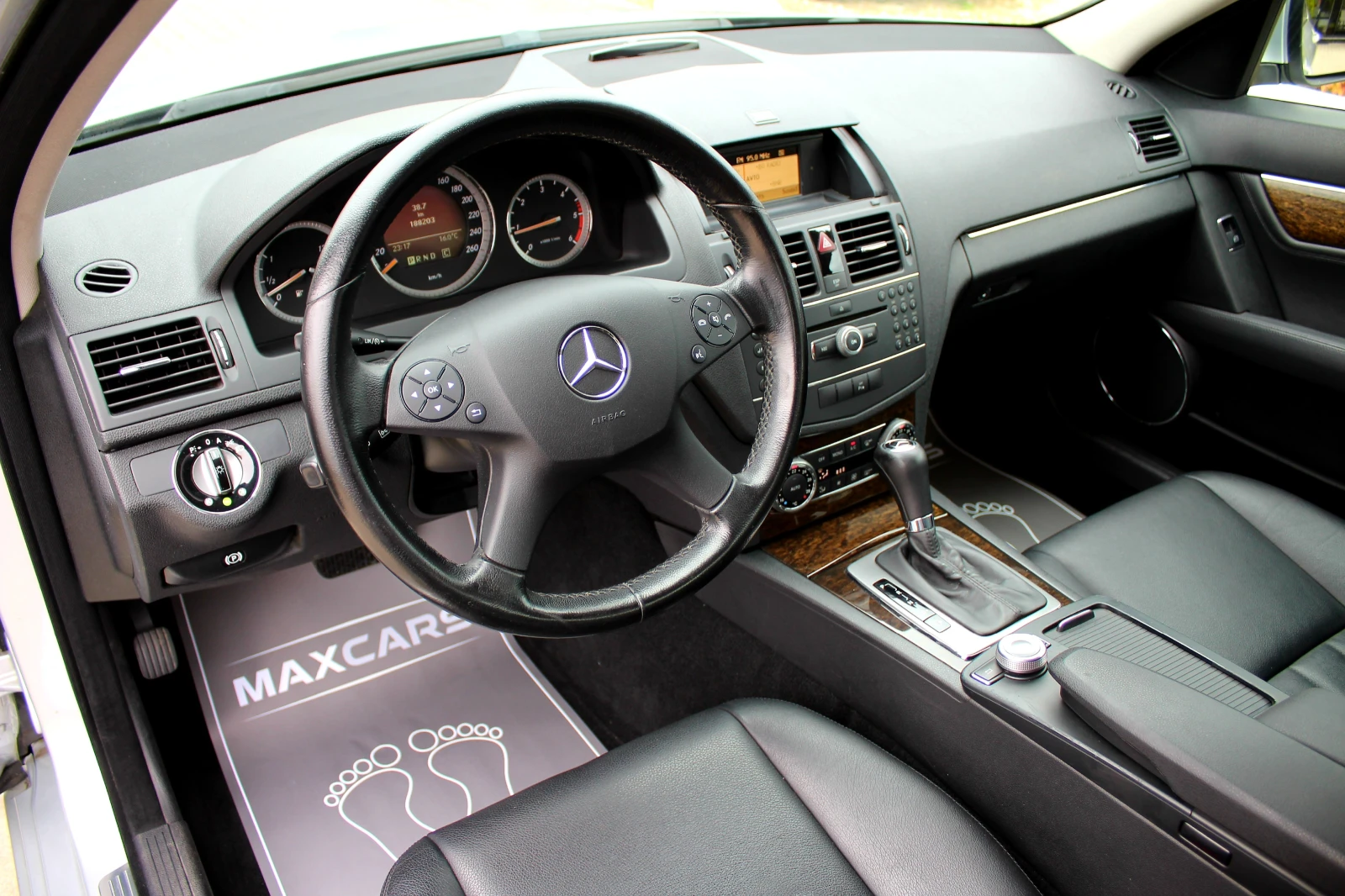 Mercedes-Benz C 220 CDI ПЕРФЕКТЕН* СОБСТВЕН ЛИЗИНГ, снимка 9 - Автомобили и джипове - 54271913