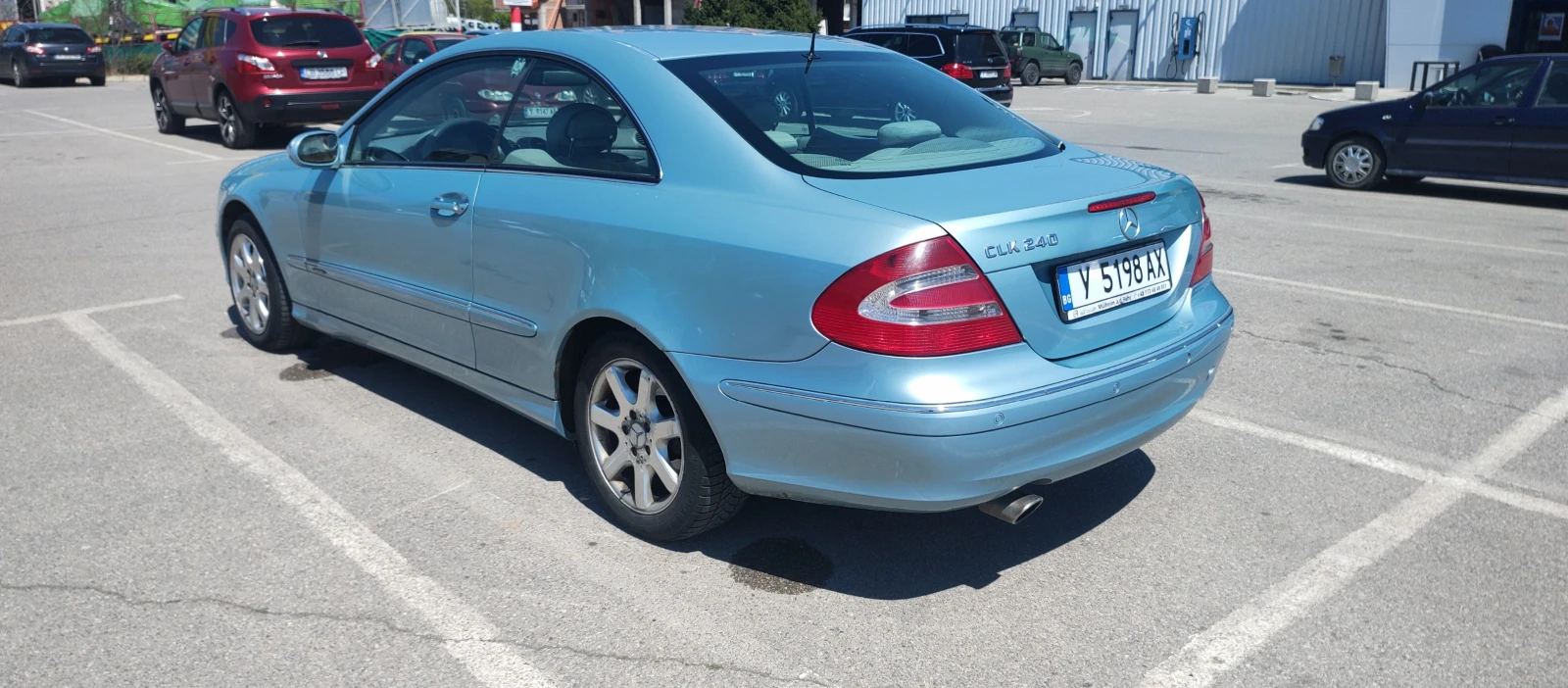 Mercedes-Benz CLK 240, снимка 6 - Автомобили и джипове - 54321384