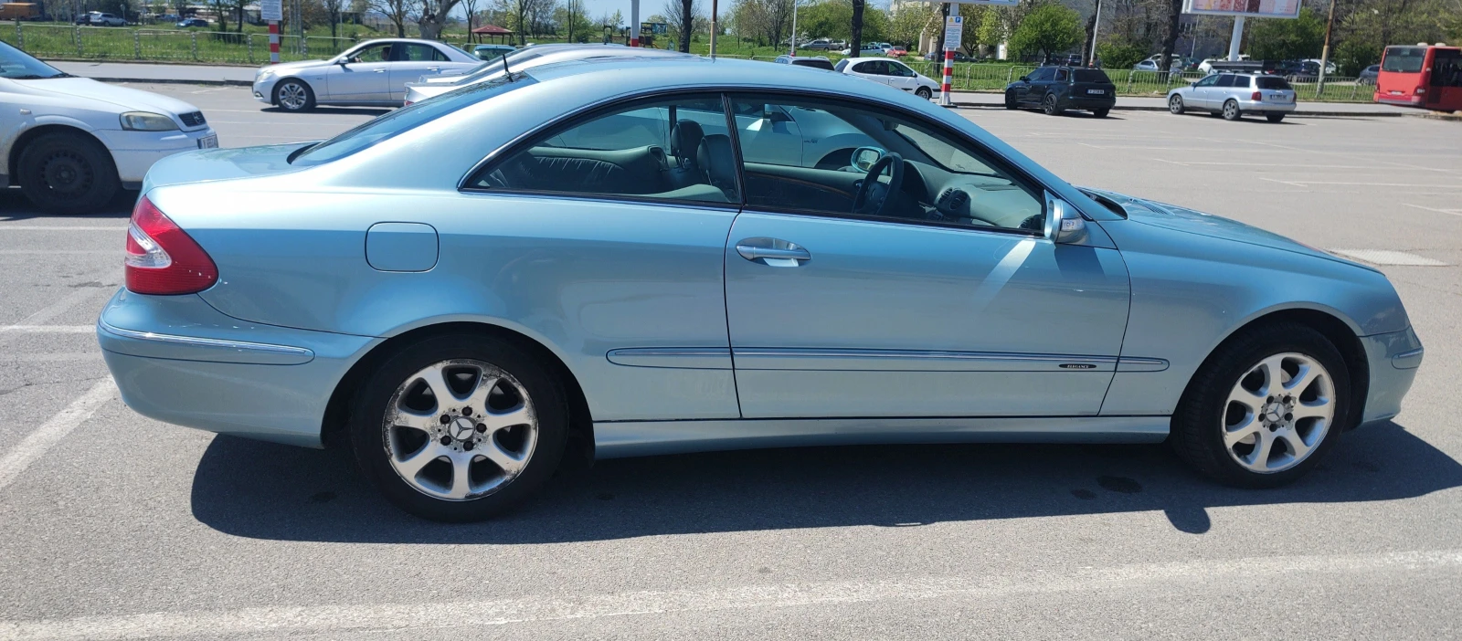 Mercedes-Benz CLK 240, снимка 3 - Автомобили и джипове - 54321384