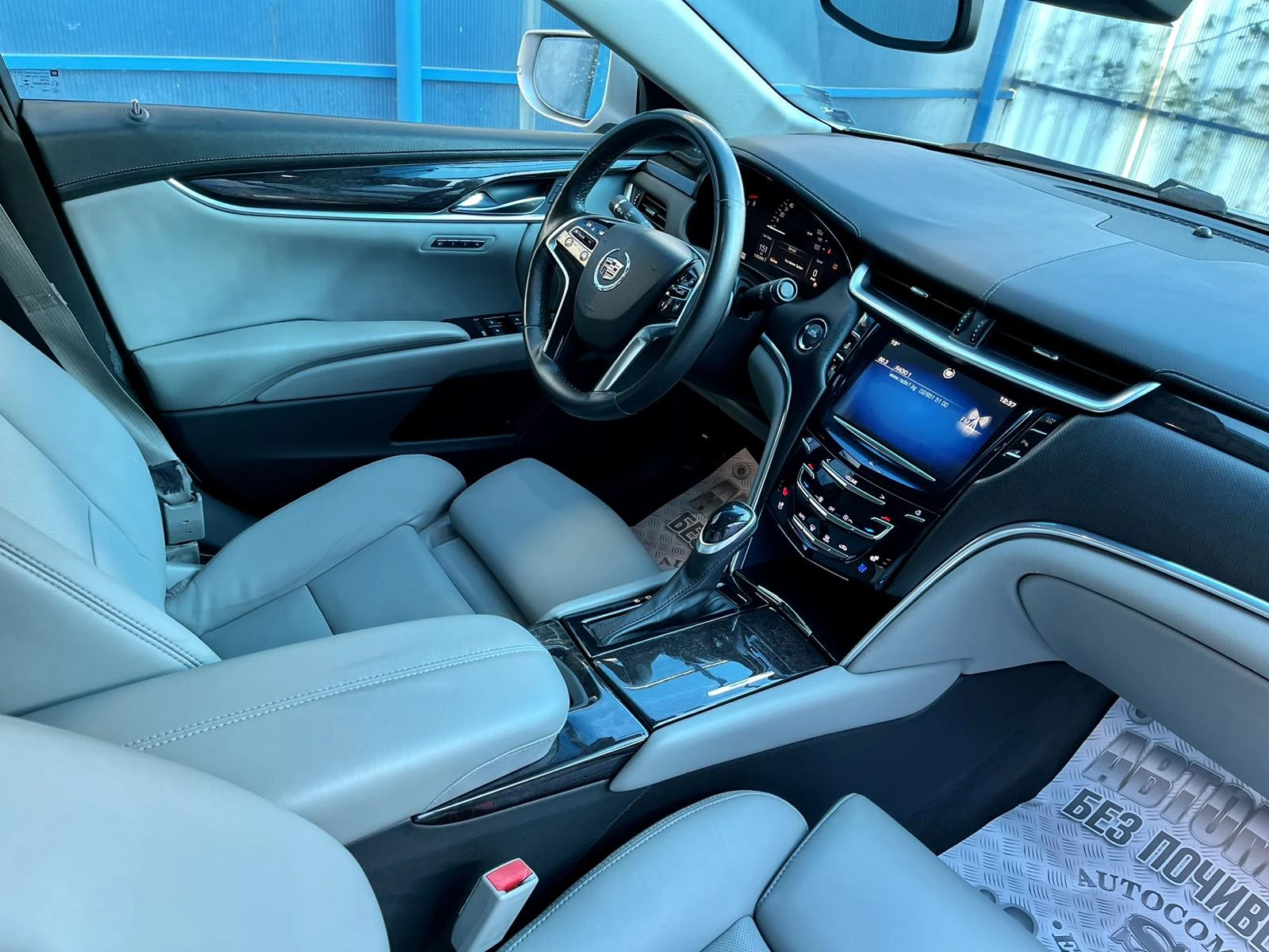 Cadillac XTS 3.6L V6 FWD, снимка 15 - Автомобили и джипове - 54386867