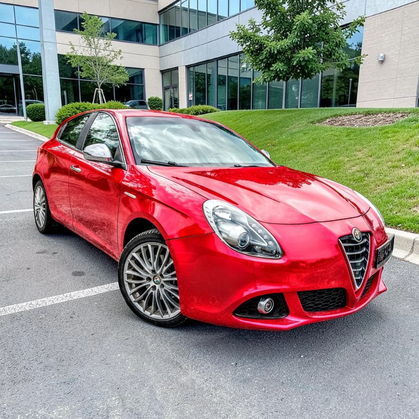 Alfa Romeo Giulietta * ��������� * VELOCE * 2.0 JTD 175ps * ���� * NAVI | Mobile.bg � ����������� 2