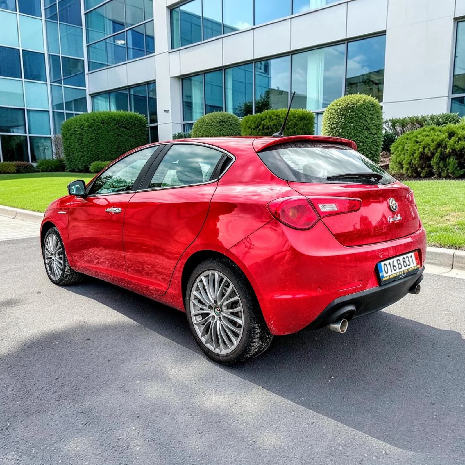 Alfa Romeo Giulietta * ��������� * VELOCE * 2.0 JTD 175ps * ���� * NAVI | Mobile.bg � ����������� 4