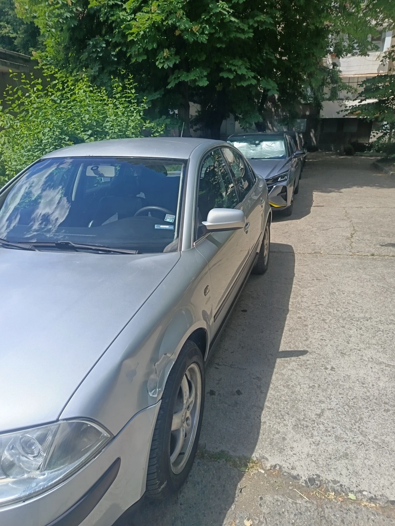 VW Passat 1, 8 Т Газ/Бензин, снимка 2 - Автомобили и джипове - 54743039