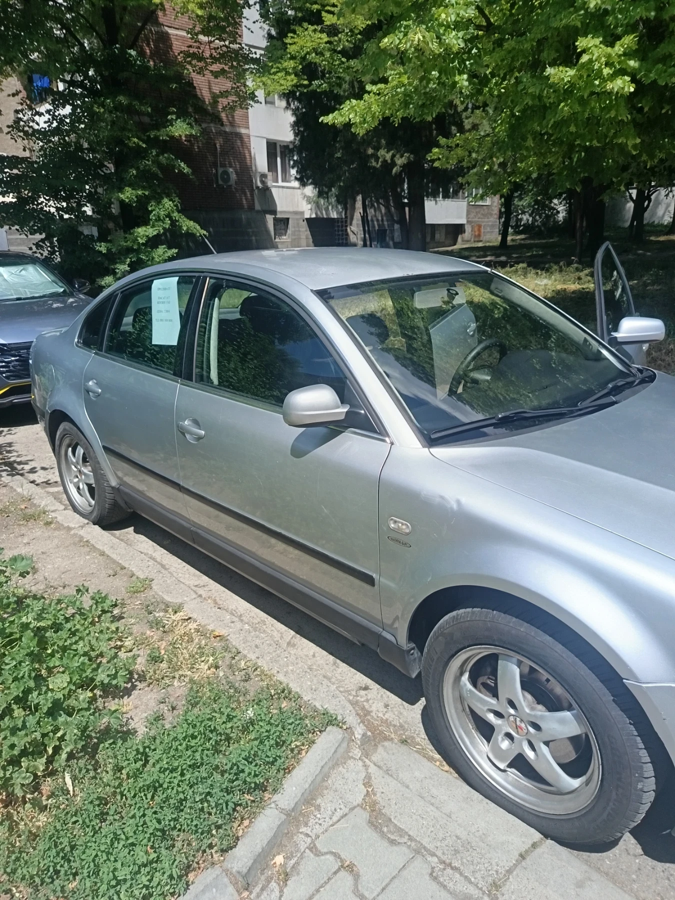 VW Passat 1, 8 Т Газ/Бензин, снимка 4 - Автомобили и джипове - 54743039