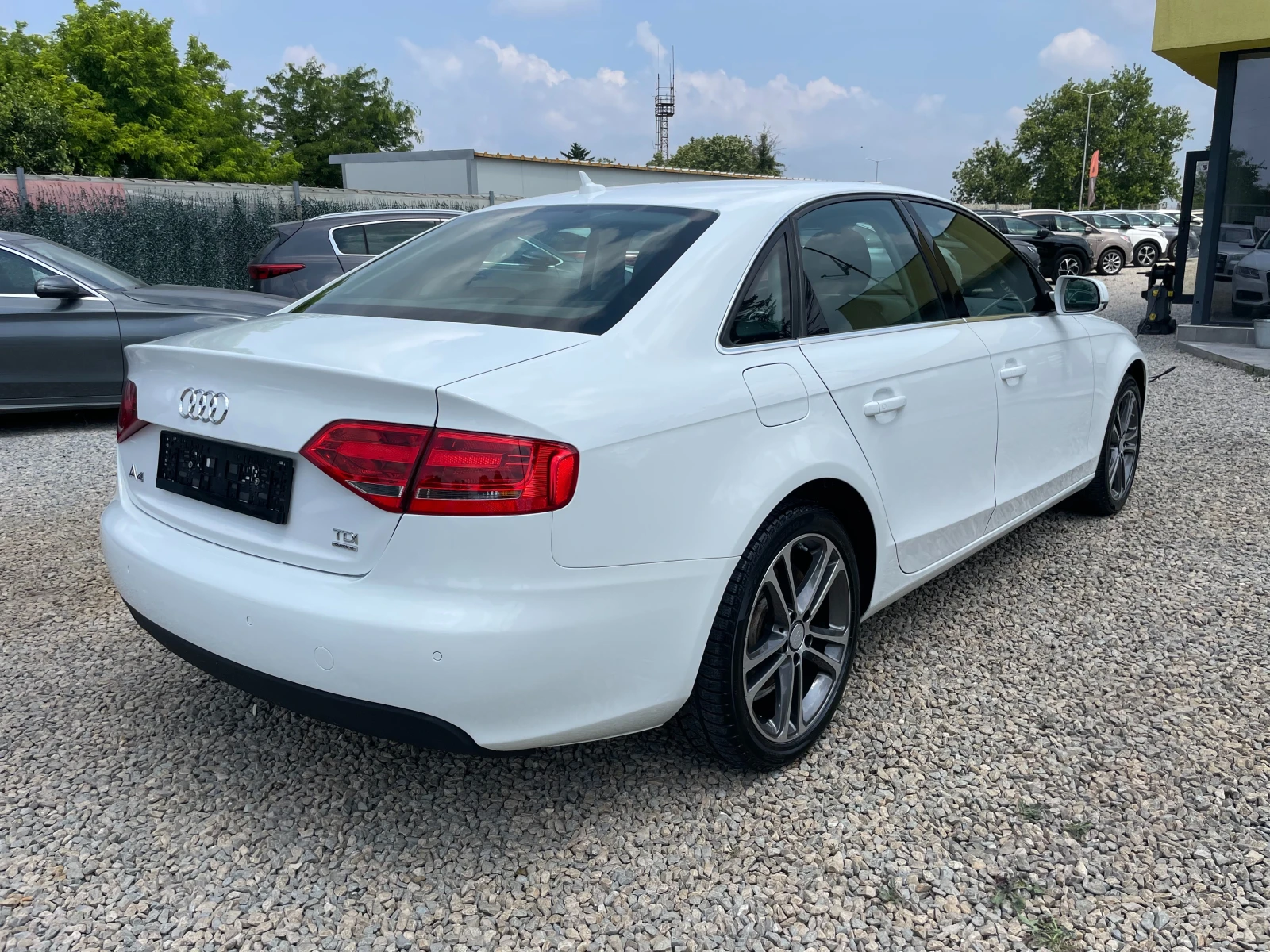 Audi A4 /4X4 ИТАЛИЯ, снимка 4 - Автомобили и джипове - 55148348