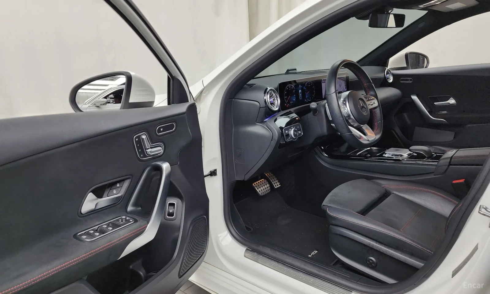 Mercedes-Benz A 220 SEDAN* AMG-LINE* TEXNOTEST* OFERTA, снимка 10 - Автомобили и джипове - 55216222