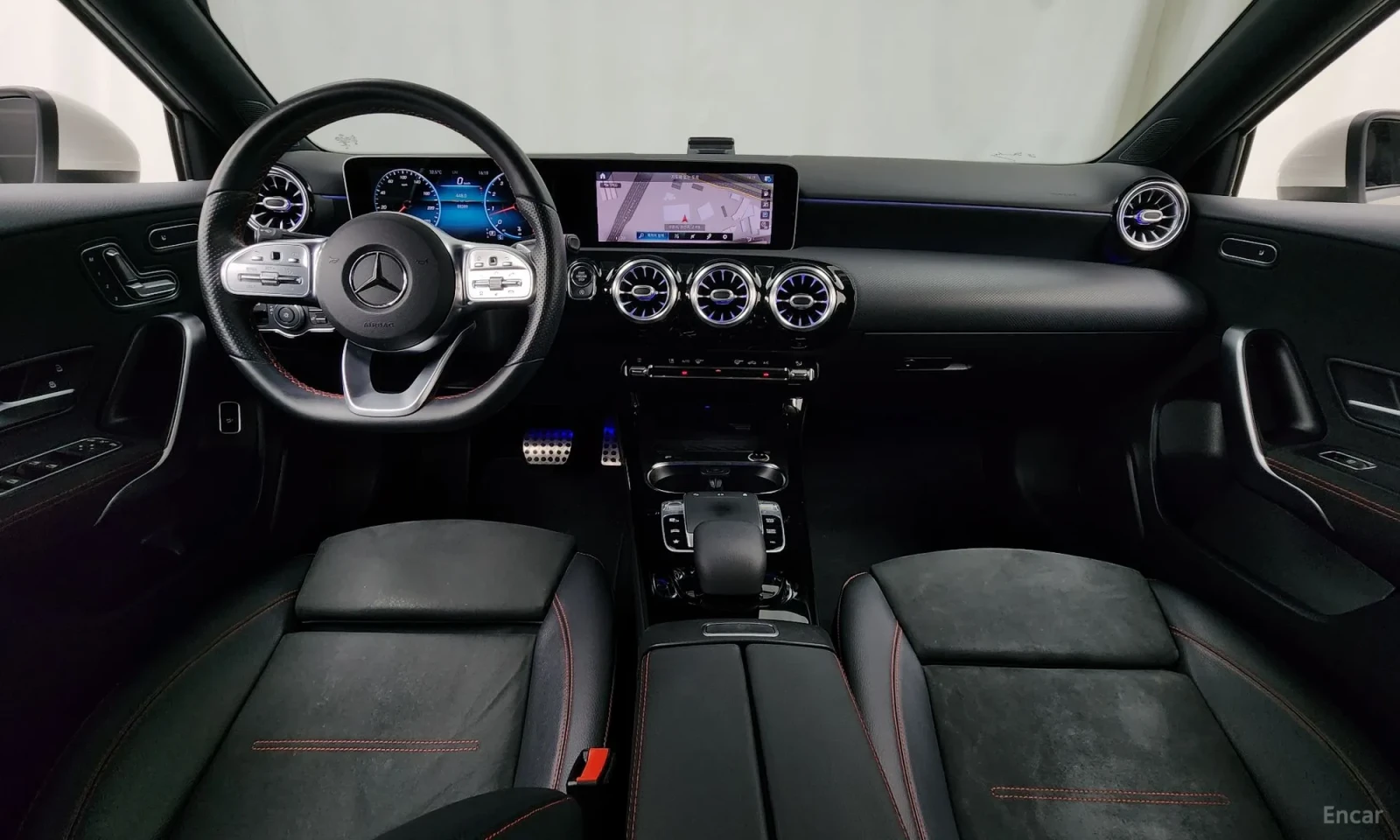 Mercedes-Benz A 220 SEDAN* AMG-LINE* TEXNOTEST* OFERTA, снимка 7 - Автомобили и джипове - 55216222