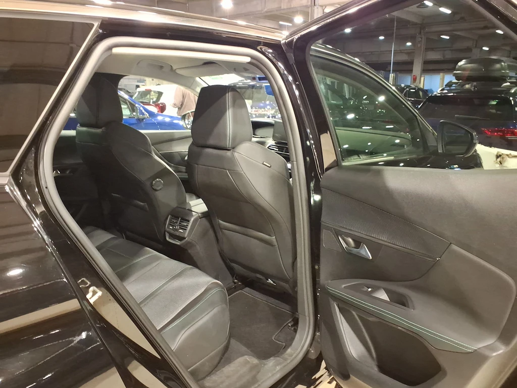 Peugeot 3008 1.6i Plug-In Hybrid Allure | Mobile.bg � ����������� 7