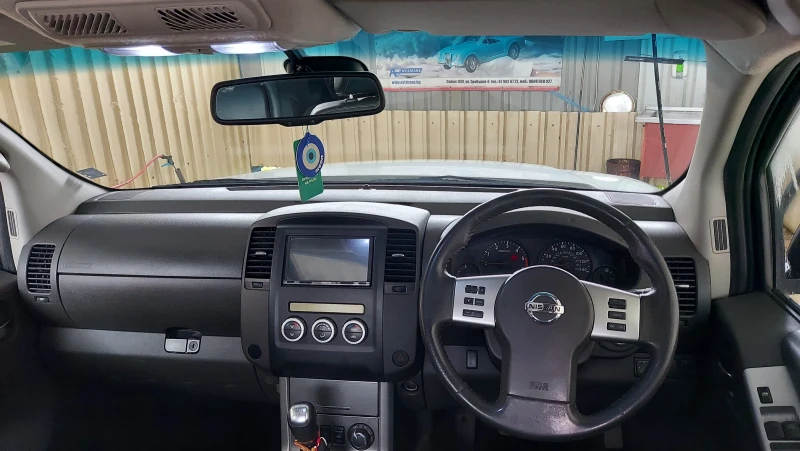 Nissan Navara, снимка 5 - Автомобили и джипове - 47324196