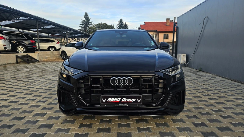 Audi Q8 50TDI/S-LINE/3DCAM/DISTR/PANO/ОБДУХ/B&O/CAR PL/LIZ, снимка 2 - Автомобили и джипове - 47518452