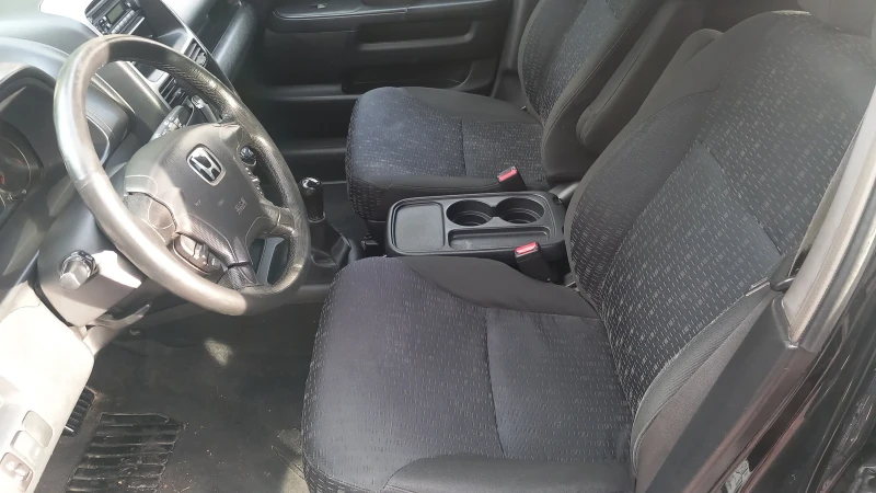 Honda Cr-v 2.2 дизел, снимка 13 - Автомобили и джипове - 47683975