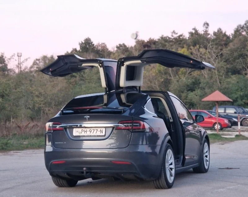 Tesla Model X X90D с Гаранция, снимка 6 - Автомобили и джипове - 47720067