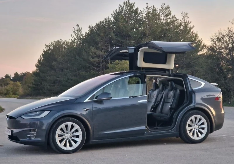 Tesla Model X X90D с Гаранция, снимка 2 - Автомобили и джипове - 47720067