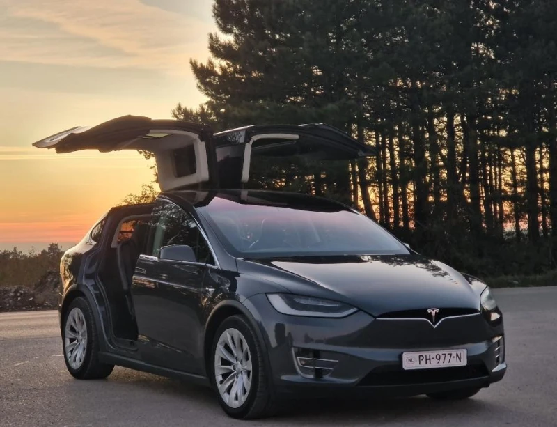 Tesla Model X X90D с Гаранция, снимка 9 - Автомобили и джипове - 47720067